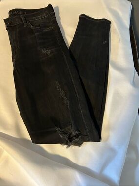 Citizens Of Humanity Black Skinny Jeans with Distressed Hem